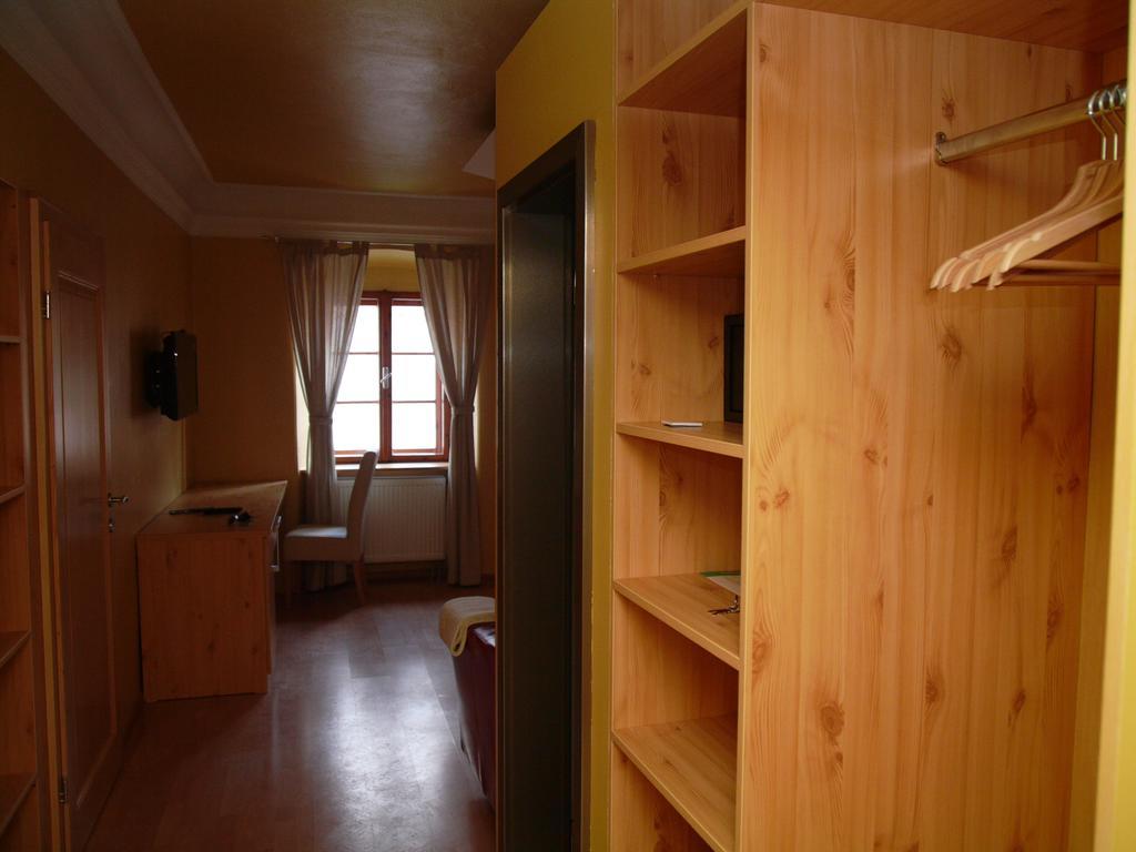 Apartments And Suites Kremnica Rom bilde